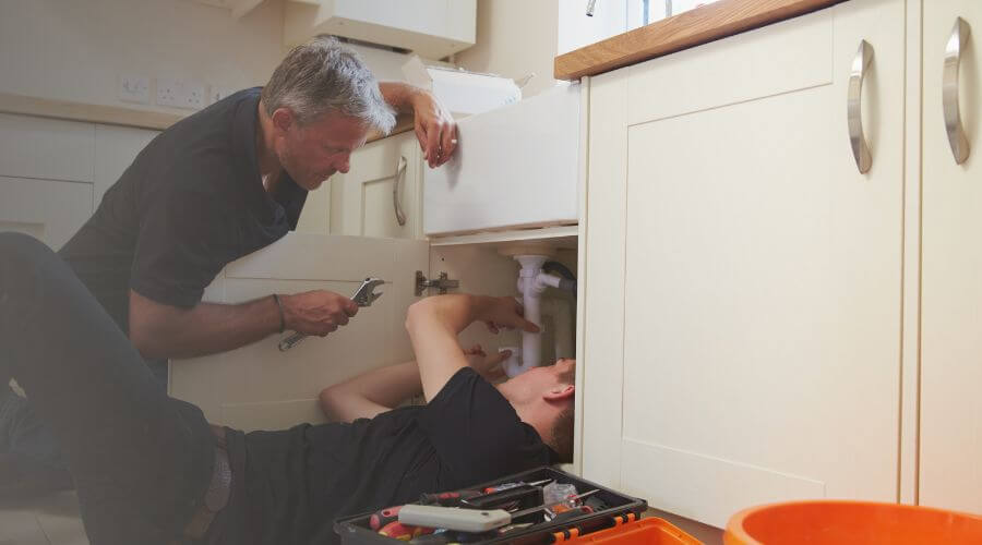 Professional burst pipe repair services in Stoutsville, MO